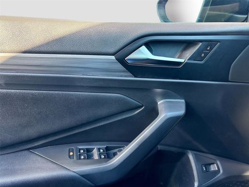 Used 2020 Volkswagen Jetta SEL image 18