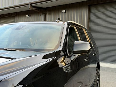 Used 2021 GMC Yukon SLT AWD/4WD image 18