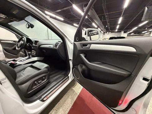 Used 2013 Audi Q5 3.0T Prestige AWD/4WD image 32