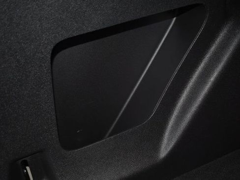 Used 2018 Ford Escape SEL image 40