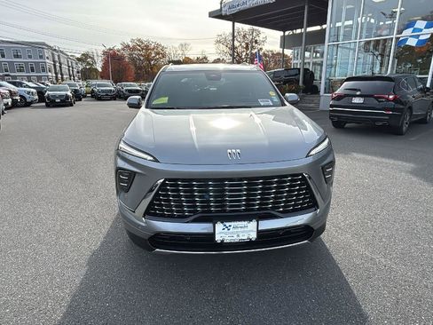 New 2026 Buick Enclave Avenir w/ Super Cruise Package image 2