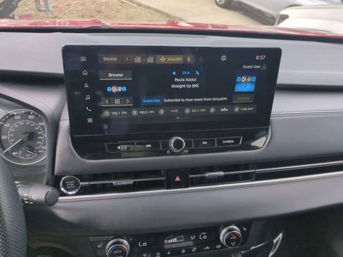 Used 2025 Mitsubishi Outlander SE AWD/4WD image 19