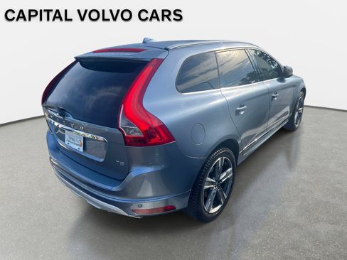Used 2017 Volvo XC60 T5 Dynamic w/ Advanced Package FWD image 3