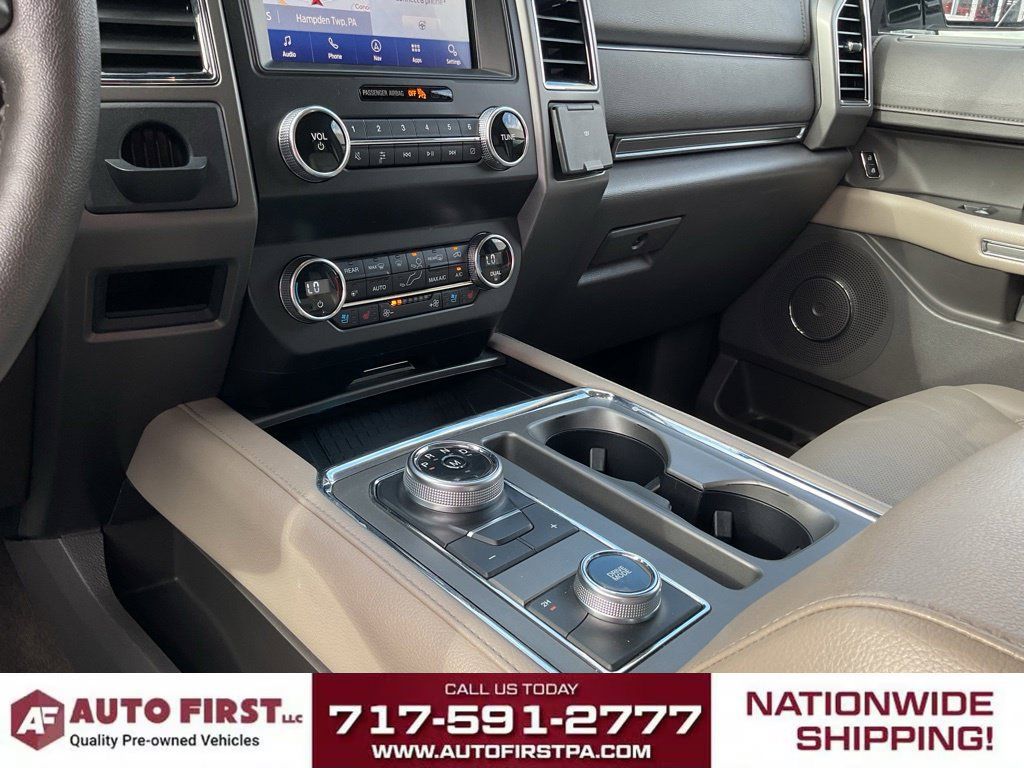 Used 2020 Ford Expedition Max XLT w/ Equipment Group 202A AWD/4WD image 29