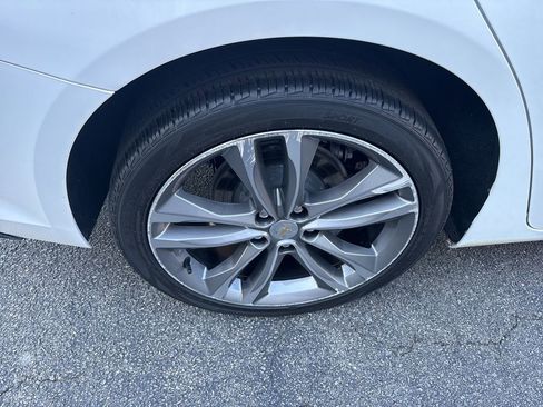 Used 2024 Chevrolet Malibu LT FWD image 9