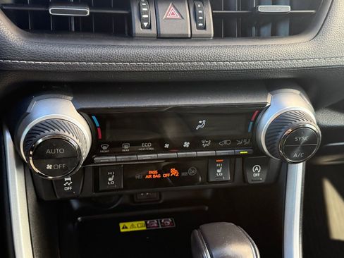 Certified 2023 Toyota RAV4 XLE Premium image 18