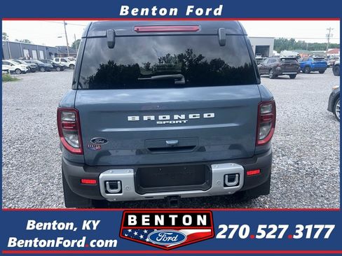 Used 2025 Ford Bronco Sport Outer Banks w/ Sasquatch Outer Banks Package AWD/4WD image 1