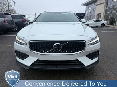 New 2026 Volvo V60 B5 Cross Country Ultra w/ Protection Package Premier
