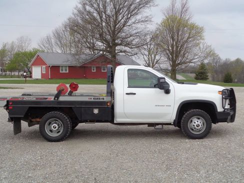 Used 2021 Chevrolet Silverado 3500 W/T w/ WT Convenience Package image 2