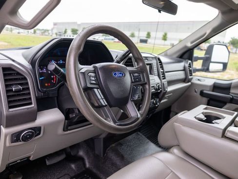 Used 2019 Ford F350 XL w/ Power Equipment Group RWD image 9
