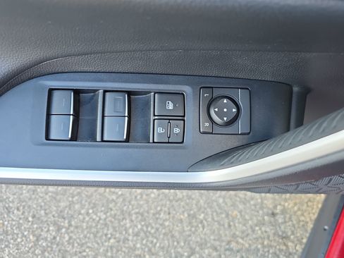 Used 2024 Toyota RAV4 Adventure image 27