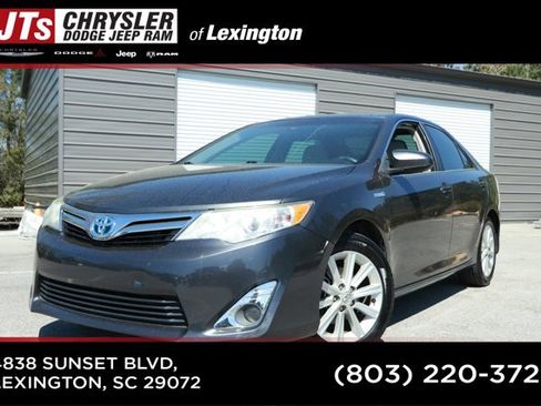 Used 2014 Toyota Camry XLE w/ Leather Package image 1