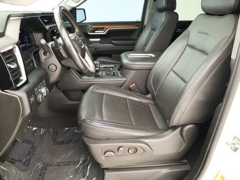 Used 2022 GMC Sierra 1500 Denali AWD/4WD image 25