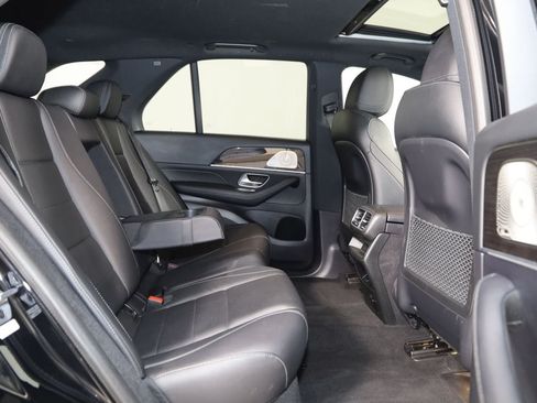 Used 2022 Mercedes-Benz GLE 350 4MATIC w/ Premium Package image 14