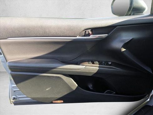 Used 2023 Toyota Camry XSE image 13