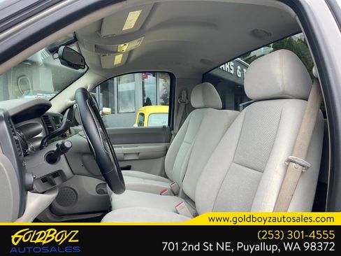Used 2008 GMC Sierra 2500 2WD Regular Cab image 13