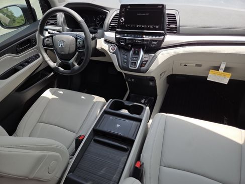 New 2026 Honda Odyssey EX-L image 26