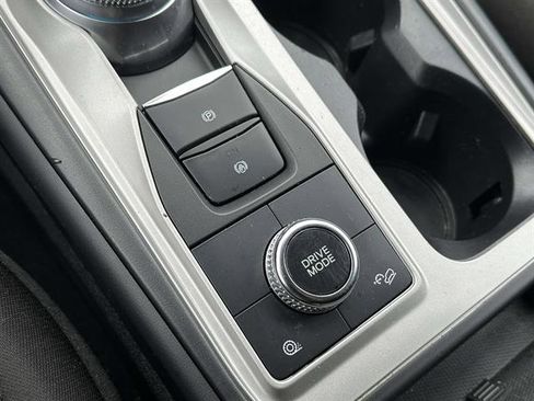 Used 2023 Ford Explorer XLT image 22