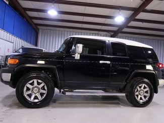 Used 2014 Toyota FJ Cruiser 4WD image 1