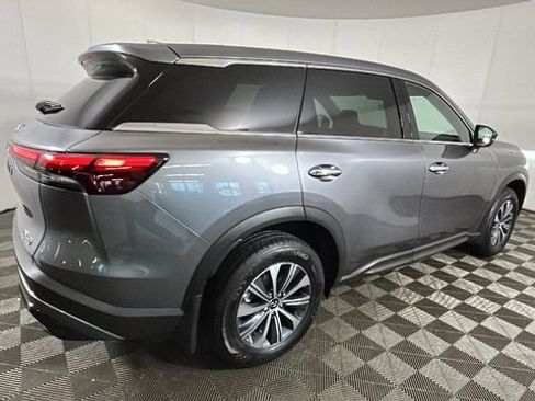Used 2025 INFINITI QX60 Pure AWD/4WD image 2