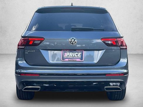 Used 2021 Volkswagen Tiguan SE R-Line FWD image 4