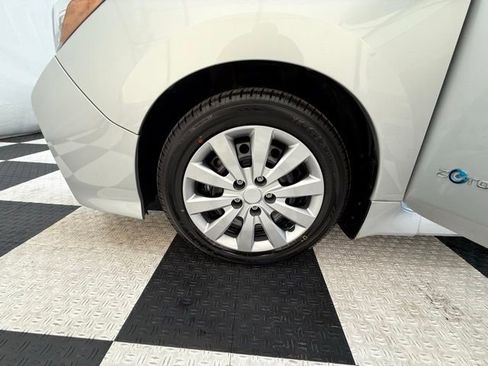 Used 2018 Nissan Leaf S w/ S Charge Package image 9