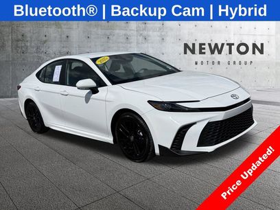 Used 2025 Toyota Camry SE