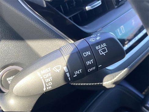Used 2022 Toyota Corolla SE image 20