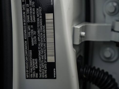 New 2026 Volvo V60 B5 Cross Country Plus w/ Protection Package Premier image 37