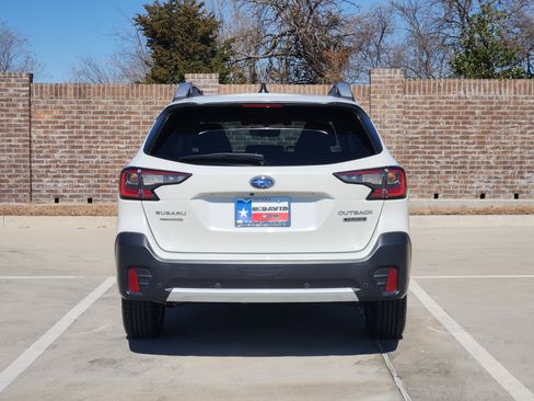 Used 2022 Subaru Outback Touring w/ Tech Package 2 image 7