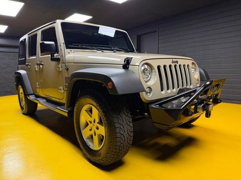 Used 2017 Jeep Wrangler Unlimited Sport w/ Quick Order Package 23S AWD/4WD image 3