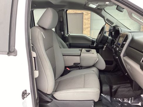 Used 2020 Ford F350 XL w/ Power Equipment Group image 7