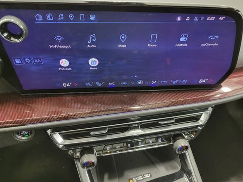 Used 2024 Chevrolet Traverse RS w/ LPO, Floor Liner Package image 7