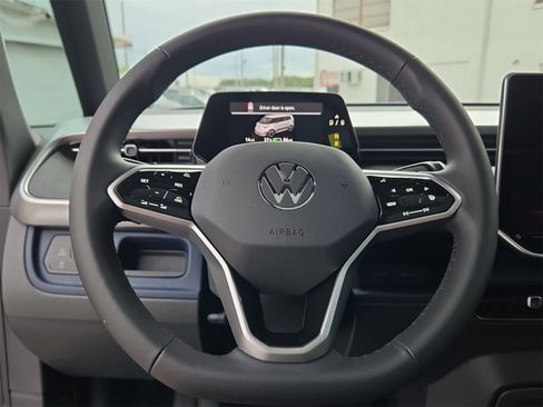 New 2025 Volkswagen ID. Buzz Pro S Plus image 23