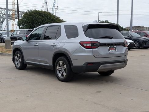 Used 2023 Honda Pilot EX-L image 8