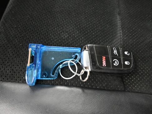 Used 2017 Jeep Grand Cherokee Altitude image 55