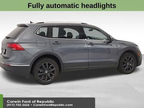 Used 2024 Volkswagen Tiguan SE image 9