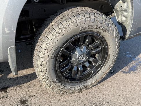 Used 2019 Chevrolet Silverado 1500 LT w/ All-Star Edition AWD/4WD image 29
