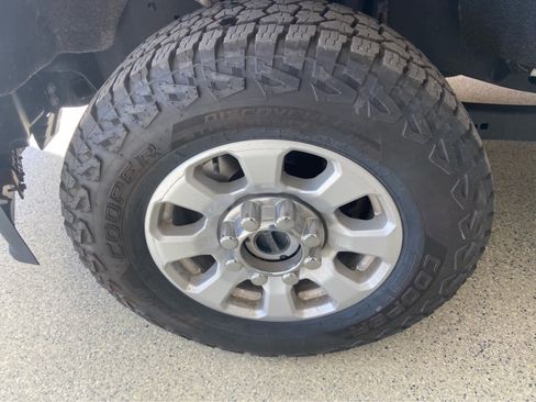 Used 2024 Ford F350 XLT image 10