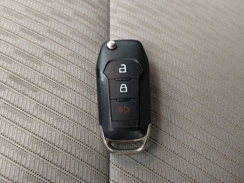 Used 2018 Ford Explorer FWD image 32