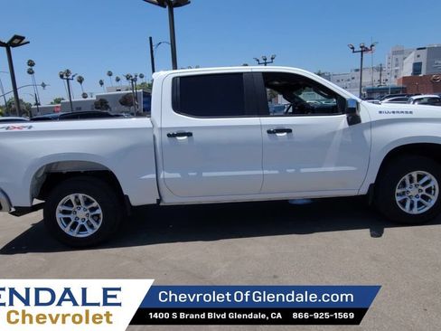 Certified 2022 Chevrolet Silverado 1500 LT AWD/4WD image 9