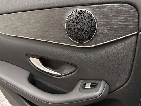 Used 2022 Mercedes-Benz GLC 300 4MATIC image 18