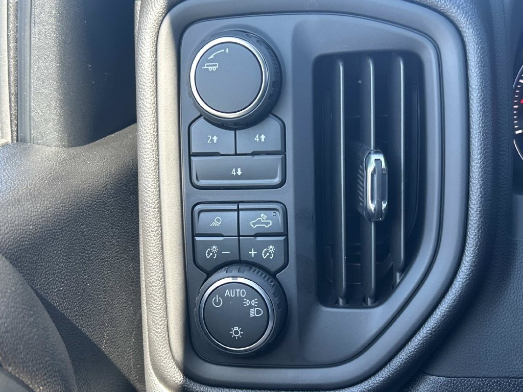 New 2026 Chevrolet Silverado 2500 Custom w/ Custom Value Package AWD/4WD image 25