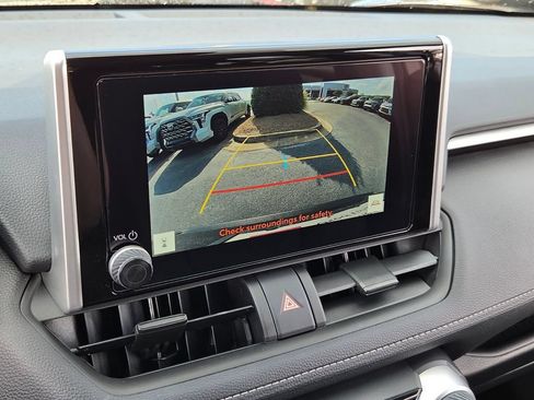 Certified 2025 Toyota RAV4 LE FWD image 20