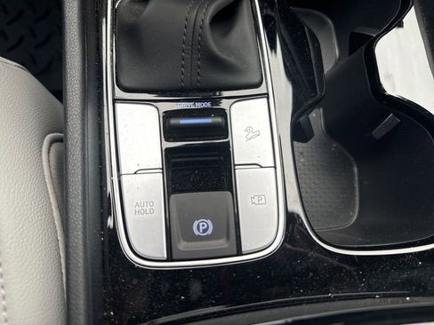 Used 2025 Hyundai Santa Cruz SEL image 26