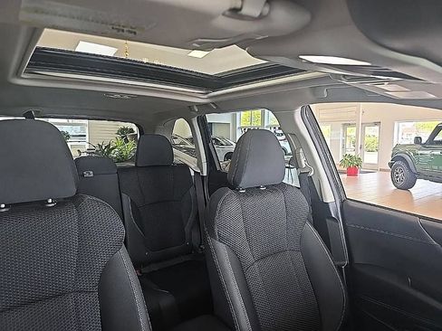 Used 2022 Subaru Forester Premium AWD/4WD image 41
