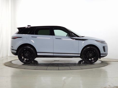 Used 2026 Land Rover Range Rover Evoque S image 11