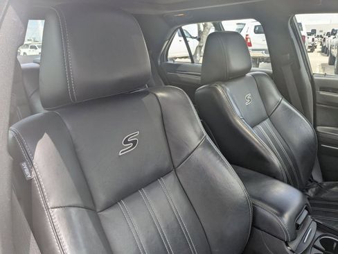 Used 2023 Chrysler 300 S image 19