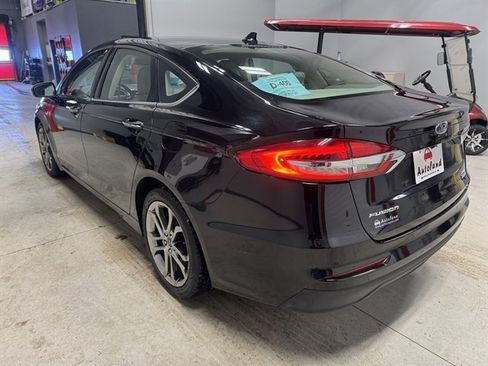 Used 2020 Ford Fusion SEL image 5