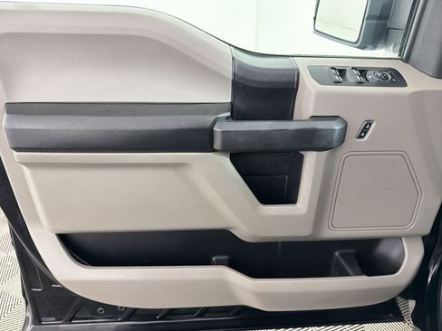 Used 2016 Ford F150 XL w/ Equipment Group 101A Mid image 13